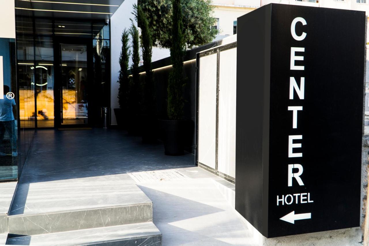 Center Hotel Sarandë Exteriör bild